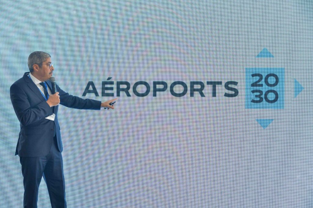 Adil el Fakir, directeur général de l'Office national des aéroports, a présidé à ce chantier primordial pour le transport aérien marocain.&nbsp;