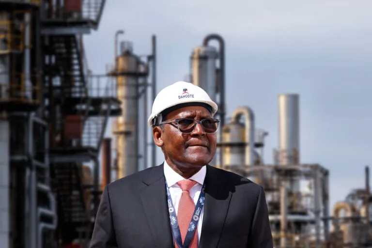 Pour mettre sa raffinerie à l'abri de rupture d'approvisionnement, Aliko Dangote a choisi de diversifier ses sources.&nbsp;