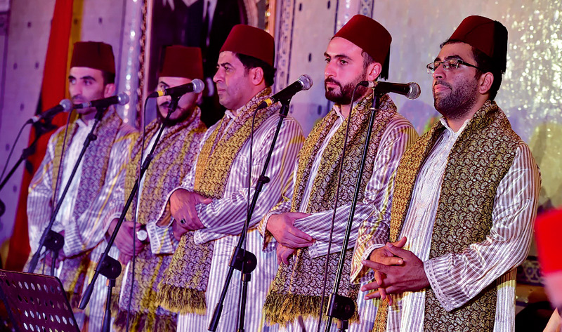 Des groupes vocaux venus du Maroc mais aussi d'autres pays se sont exprimés dans des compositions sacrées au Festival de Fès.