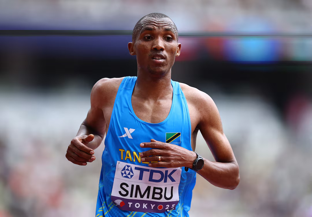 Le Tanzanien Simbu, 33 ans, avait déjà rapporté en 2017 une médaille à son pays, la Tanzanie. C'était du bronze. 