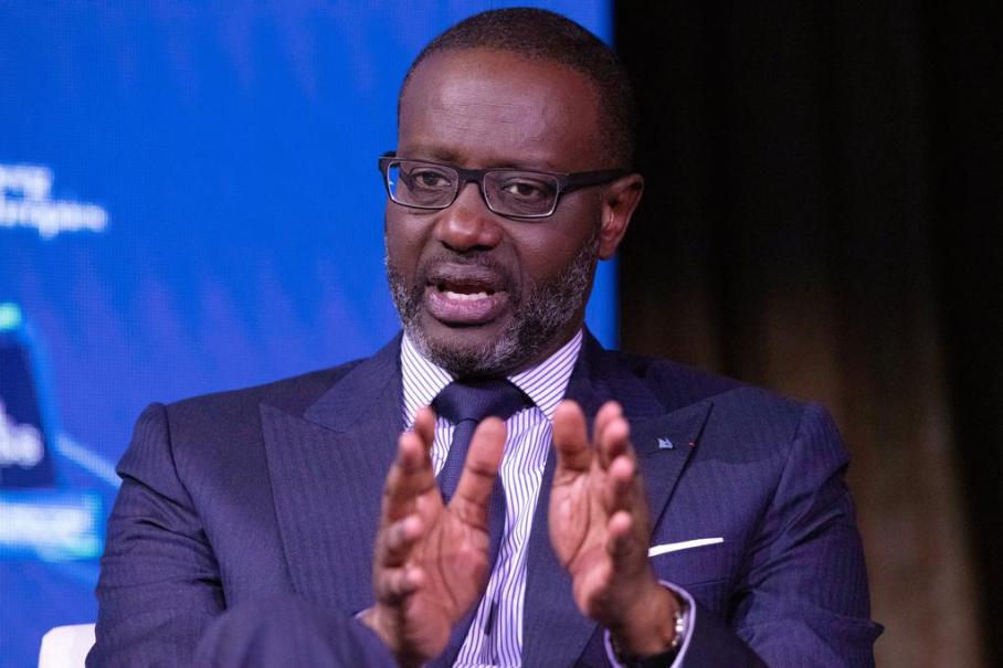 De père et de mère de nationalité ivoirienne à sa naissance, Tidjane Thiam est ivoirien par filiation. Cette qualité ne peut aucunement être effacée par la naturalisation, a indiqué le directeur des Affaires civiles et pénales au ministère ivoirien de la Justice et des Droits de l’Homme.