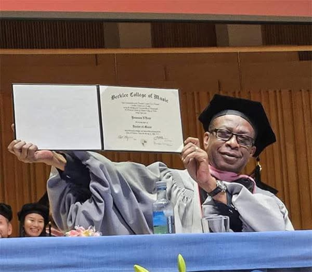 L'invitation à l'Académie des Oscars est une distinction de plus pour Youssou Ndour, le roi du Mbalax.