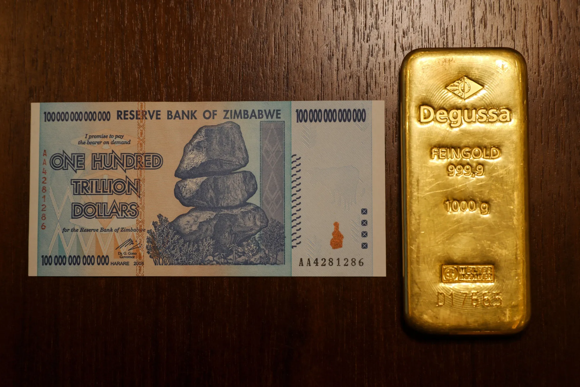 Pour reprendre son souffle, le Zimbabwe a introduit en 2024 une nouvelle devise, le Zimbawe Gold.&nbsp;
