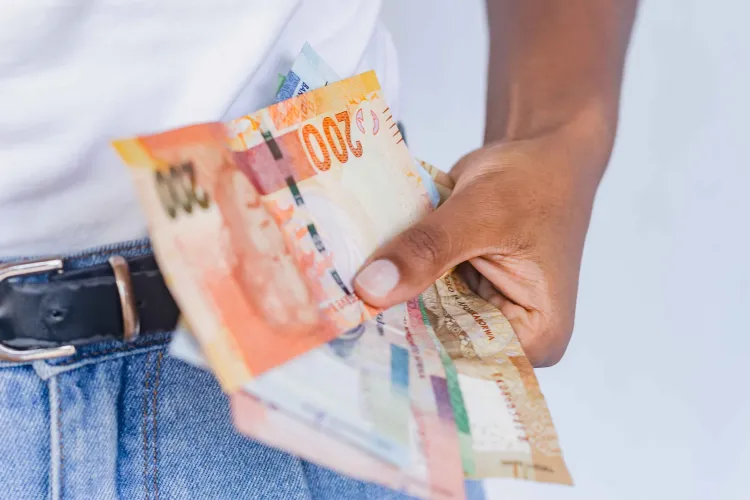 Au détour de l'enquête du Now Generation Network, les jeunes Africains sont unanimes à penser que pour mieux profiter de ses richesses, l'Afrique doit s'inscrire dans un autre paradigme fait de transformations multiples dans les chaînes de valeur y compris numériques.&nbsp;